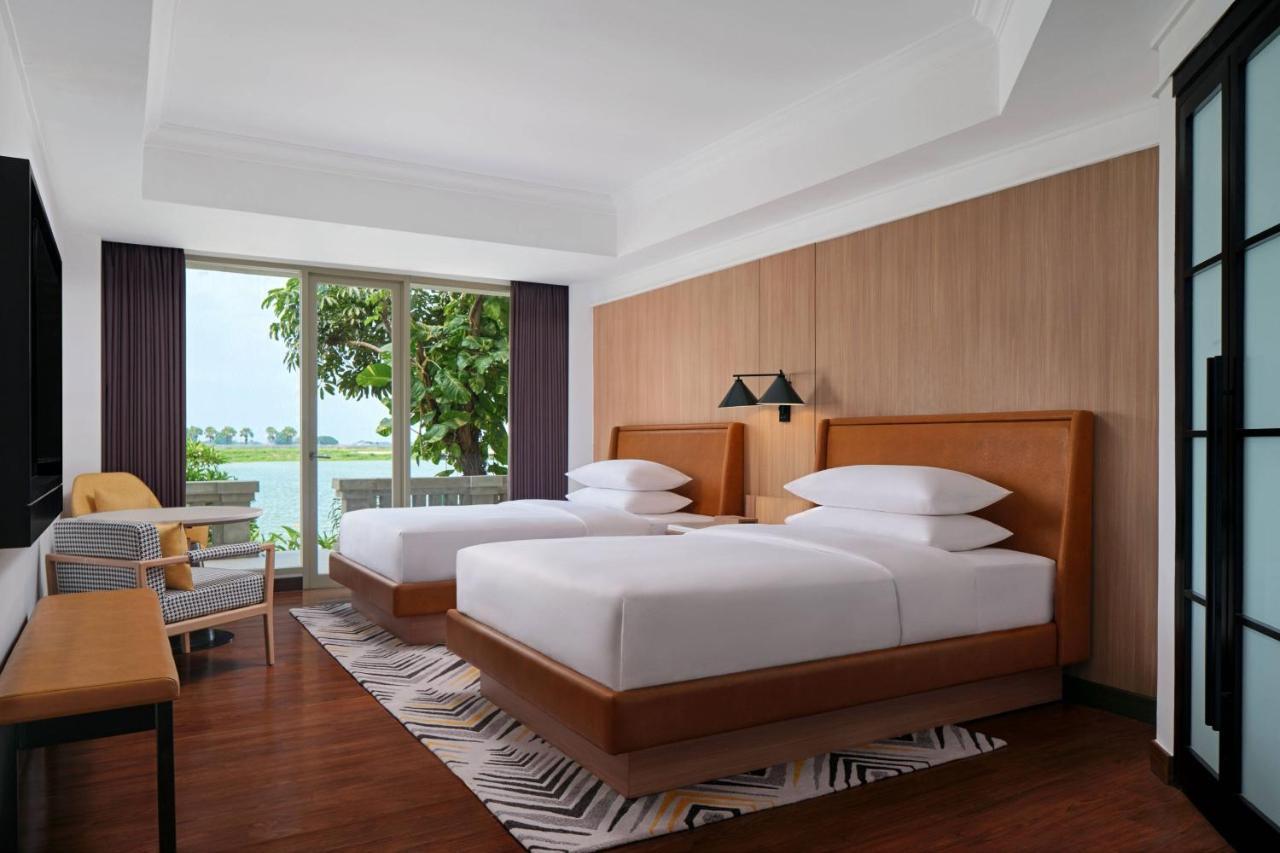 Sheraton Jakarta Soekarno Hatta Airport Tangerang Ngoại thất bức ảnh